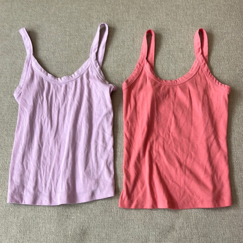 2 tank tops from target